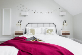  Central London Two Floor Apartment  Лондон